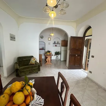 Casa Andrea בית נופש *